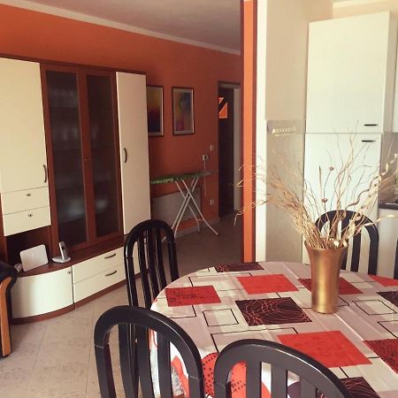 Apartment Vista ラバック エクステリア 写真