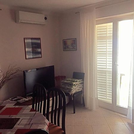 Apartment Vista ラバック エクステリア 写真