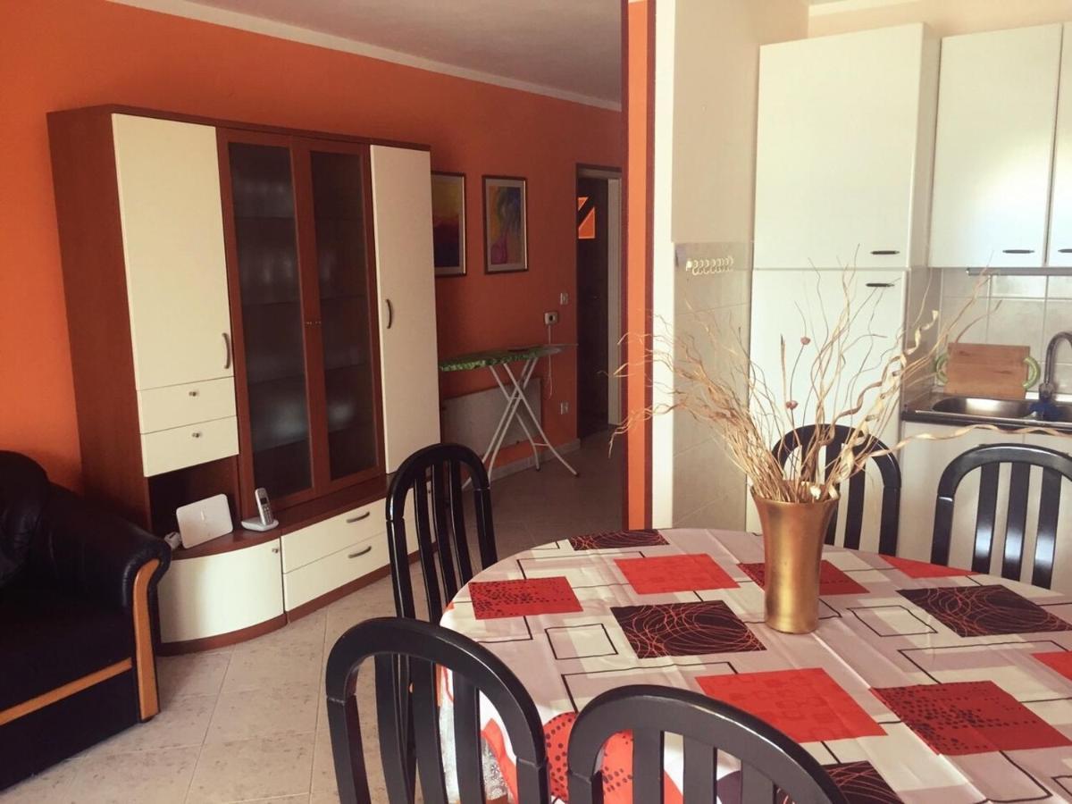 Apartment Vista ラバック エクステリア 写真